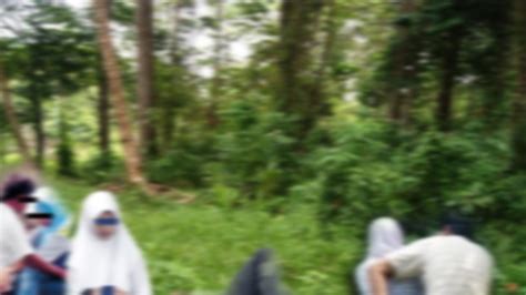 hutan xxx|Indonesia Di Hutan Porn Videos